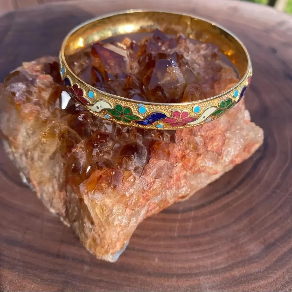 Vintage Gold Tone Raised Enamel Floral Leaf Painted Motif Bangle Bracelet